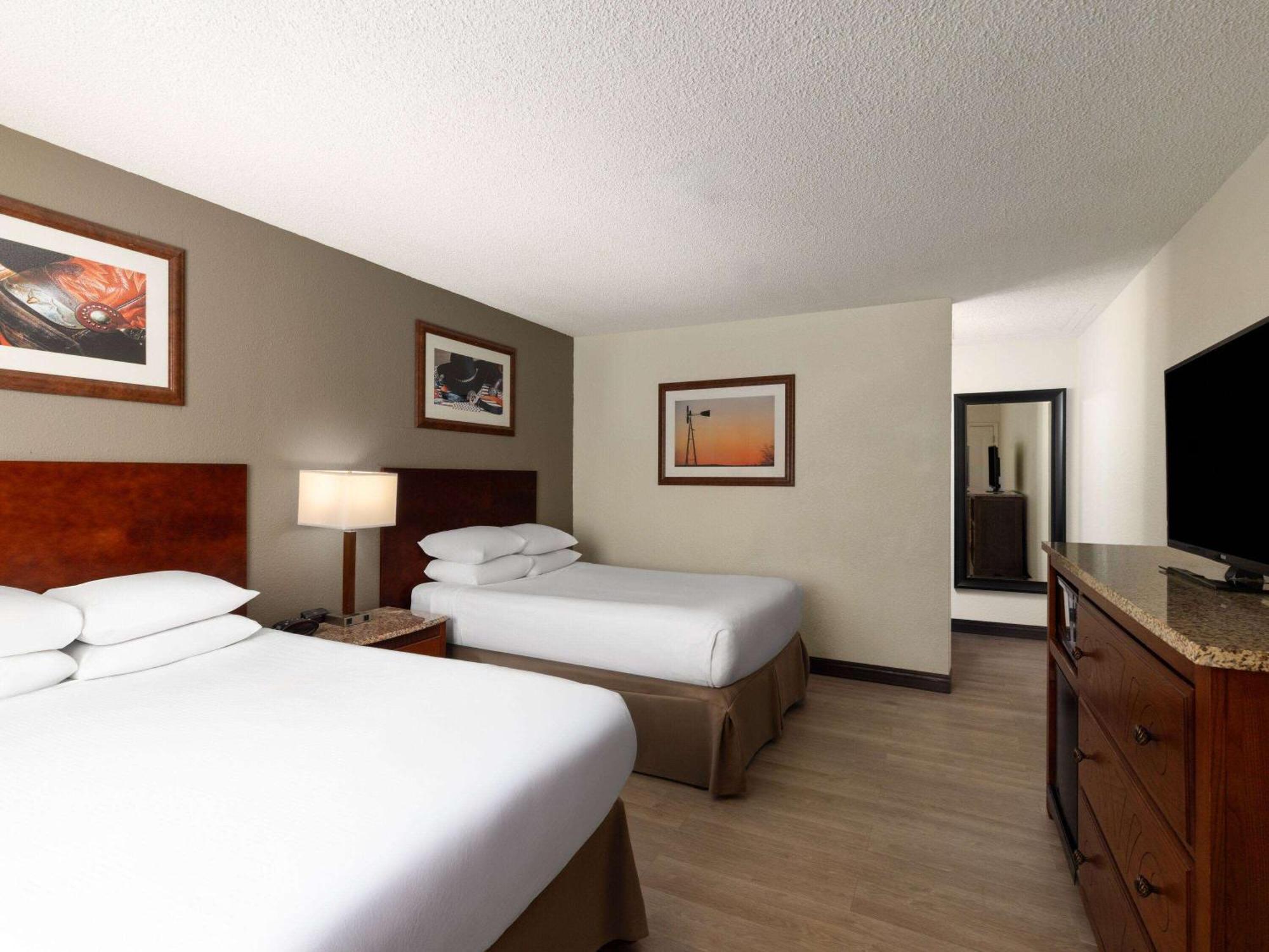 Ramada By Wyndham Elko Hotel At Stockmen'S Casino Экстерьер фото