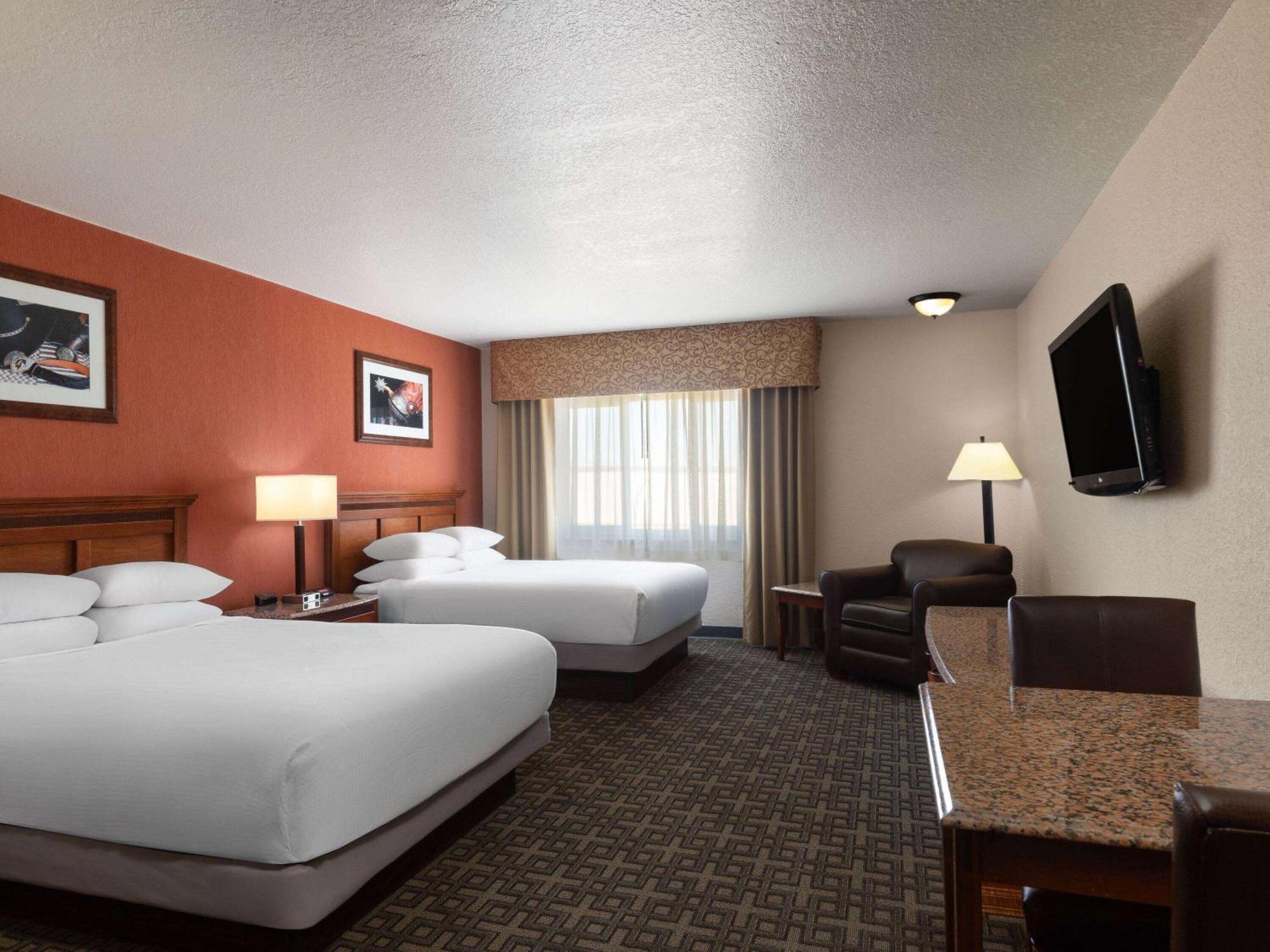 Ramada By Wyndham Elko Hotel At Stockmen'S Casino Экстерьер фото