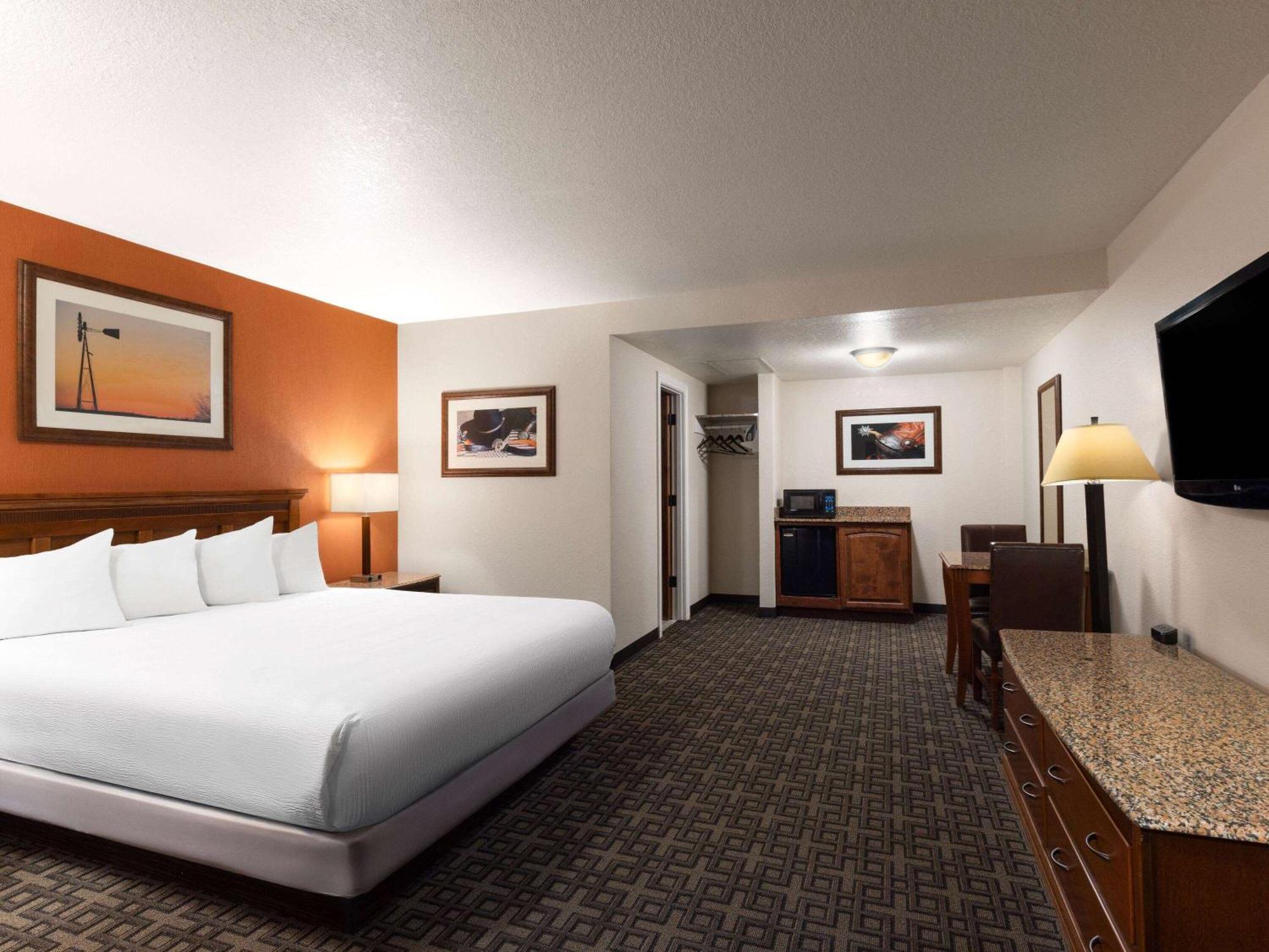 Ramada By Wyndham Elko Hotel At Stockmen'S Casino Экстерьер фото