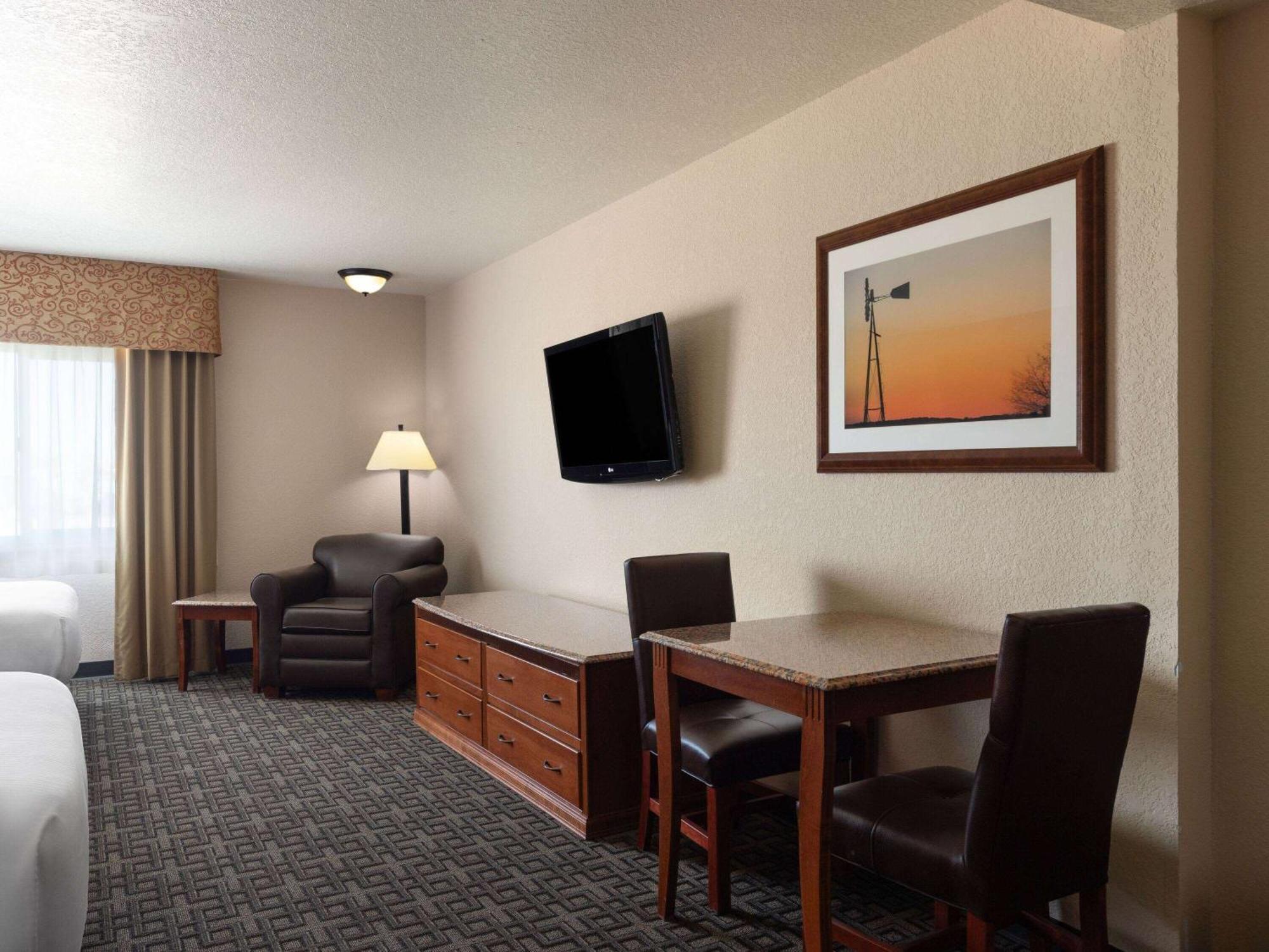Ramada By Wyndham Elko Hotel At Stockmen'S Casino Экстерьер фото